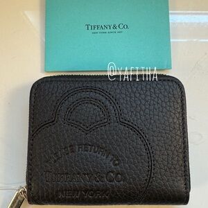 Tiffany & Co. Return To Tiffany zip wallet, grainy black (NWT)
